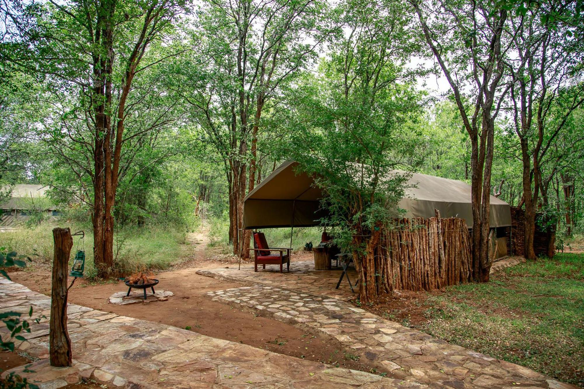Sable Creek Safari Lodge Тзанеен Экстерьер фото